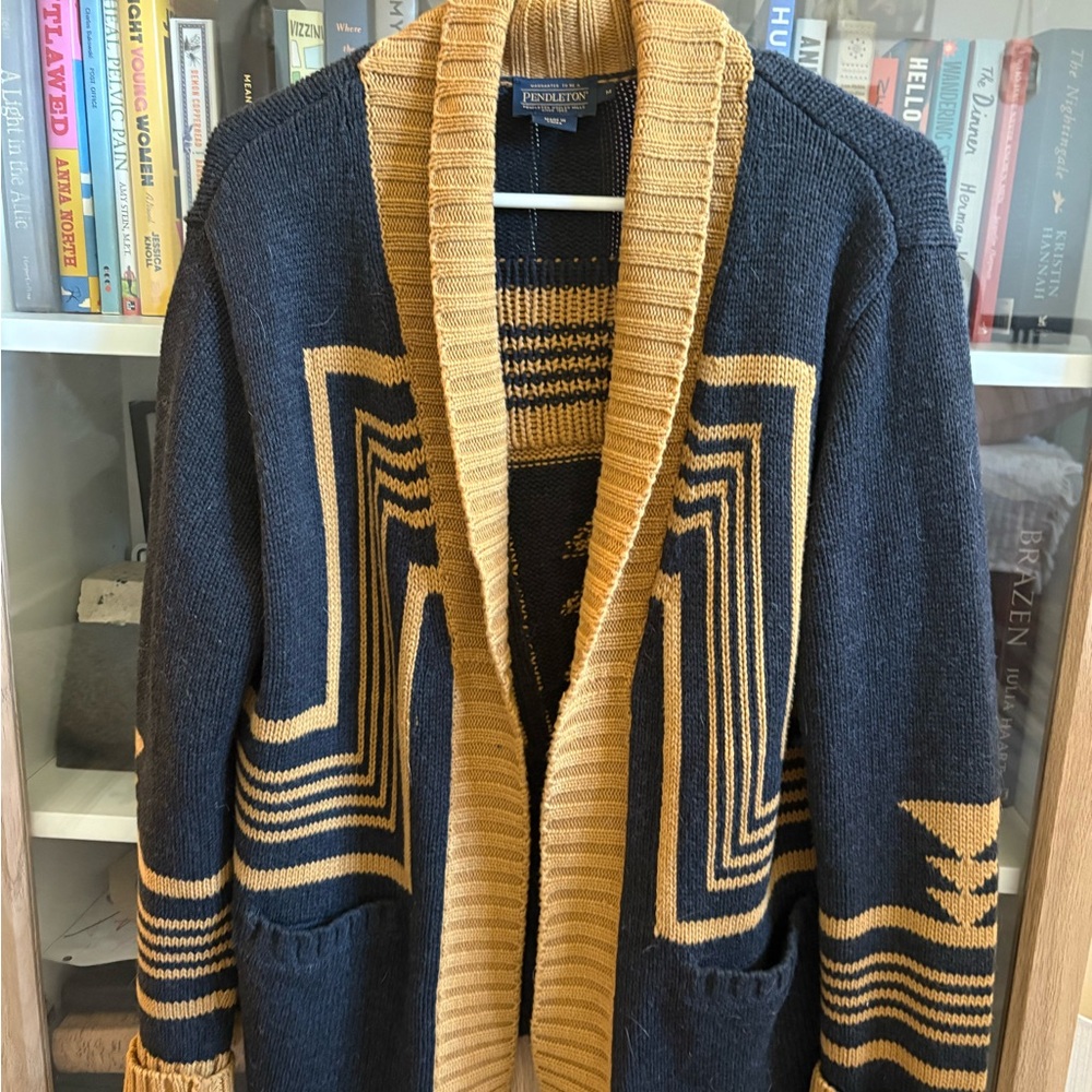 Pendleton Harding Shawl/Cardigan - Picture 5 of 8